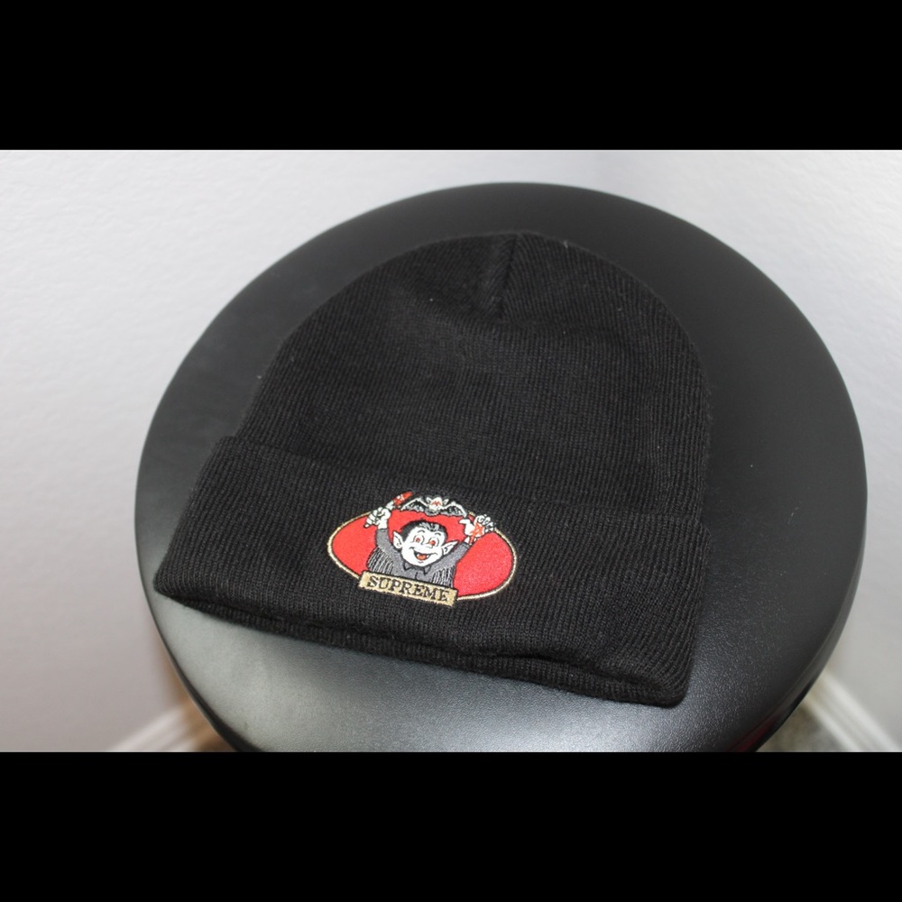 Supreme beanie